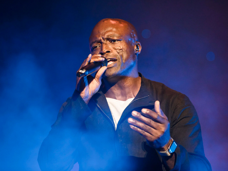 Seal at Keller Auditorium